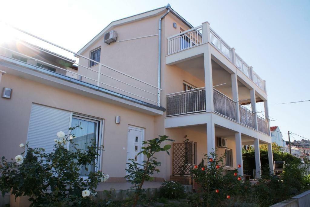 Apartments Nena - Trogir Zewnętrze zdjęcie